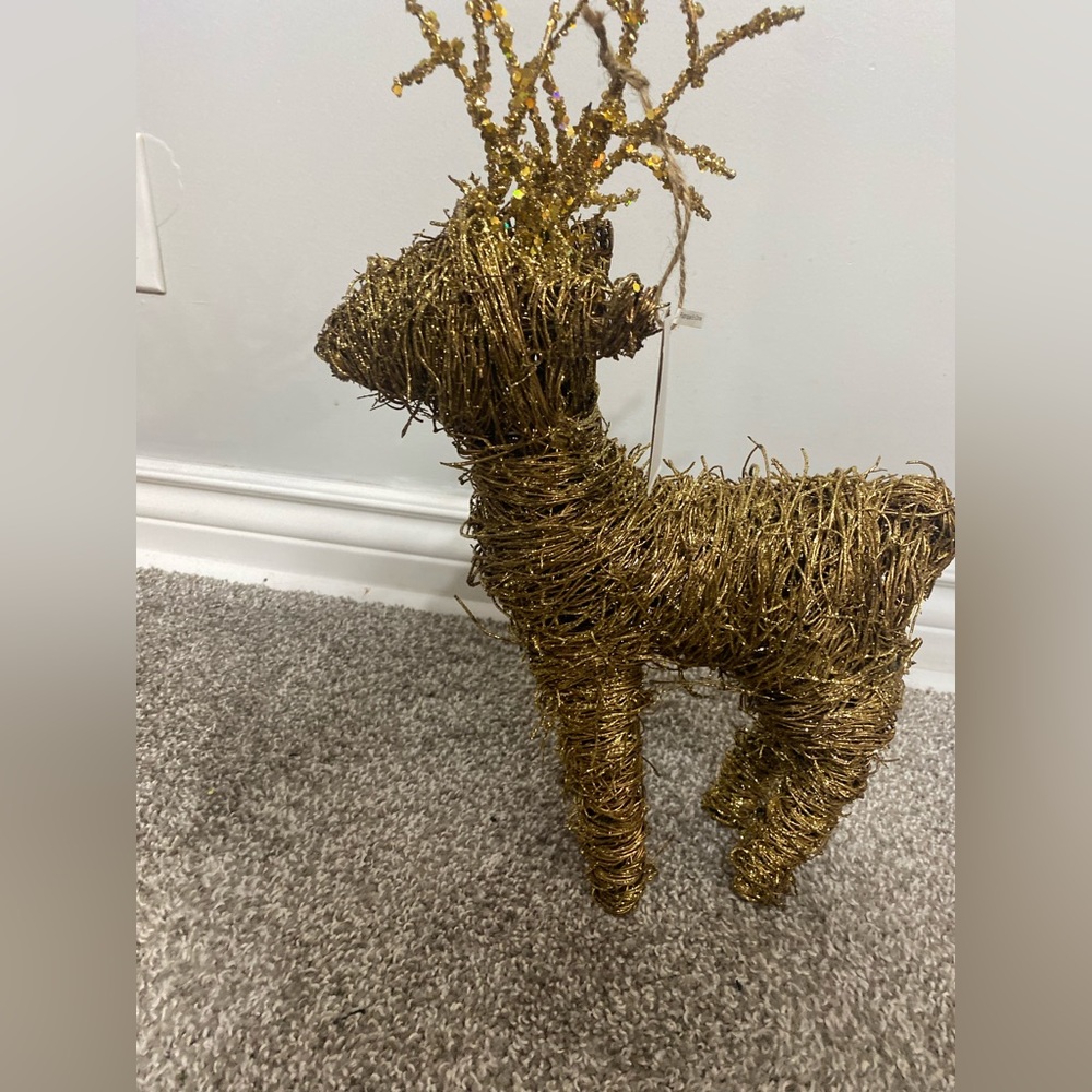 Sparkle wicker Christmas reindeer
